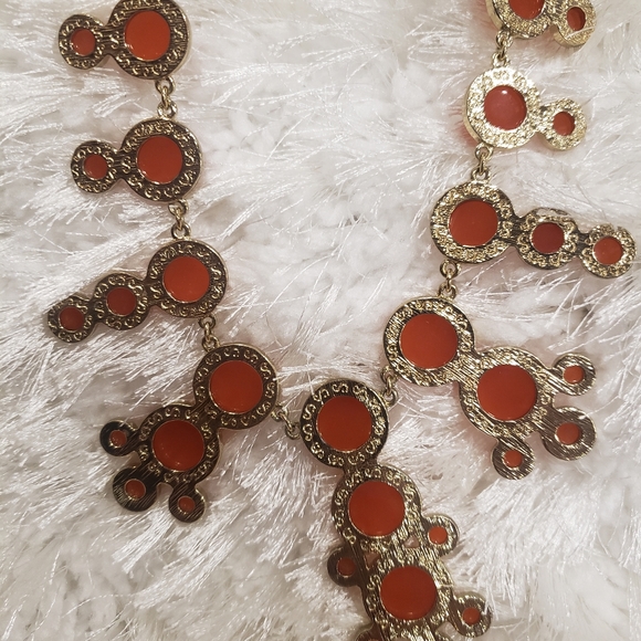 Statement necklace - Picture 2 of 3